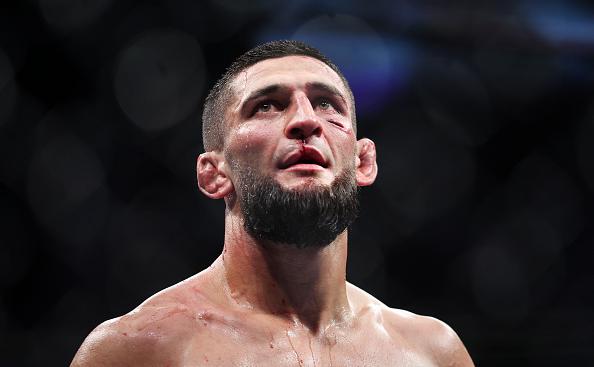 7 позиций: Камзат Чимаев теряет место в рейтинге UFC