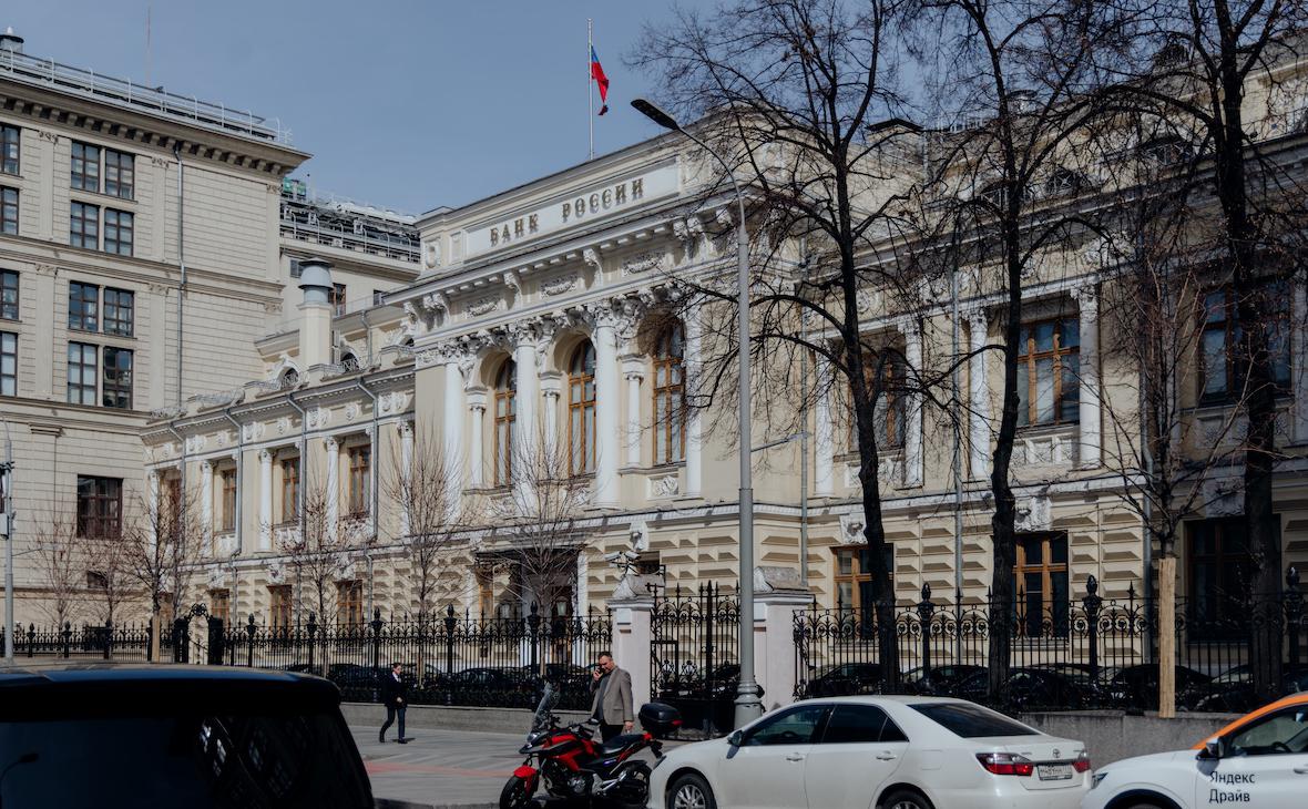 Замедление притока средств в ИИС: причины и перспективы