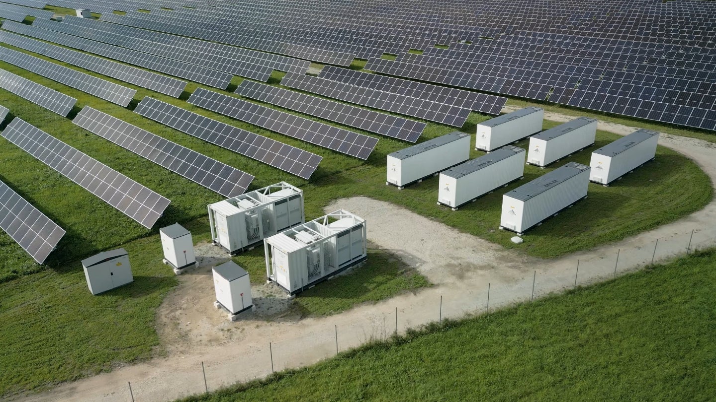 FH Capital покупает 75,1% акций JinkoSolar в США – что это значит для рынка солнечной энергии