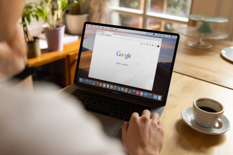 Была ли Кэти Вуд права о перспективах Alphabet? Анализ прогноза и реальных данных