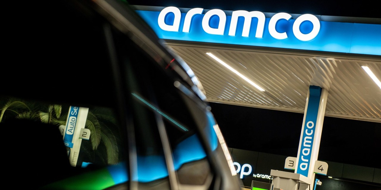 Прибыль Saudi Aramco растёт несмотря на войну: причины и влияние на инвесторов