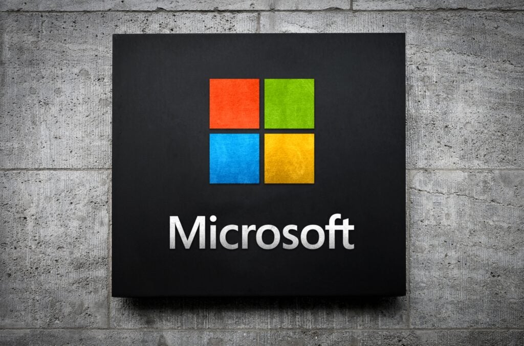 Зависимость Microsoft и Amazon от AI-компаний: риски для инвесторов