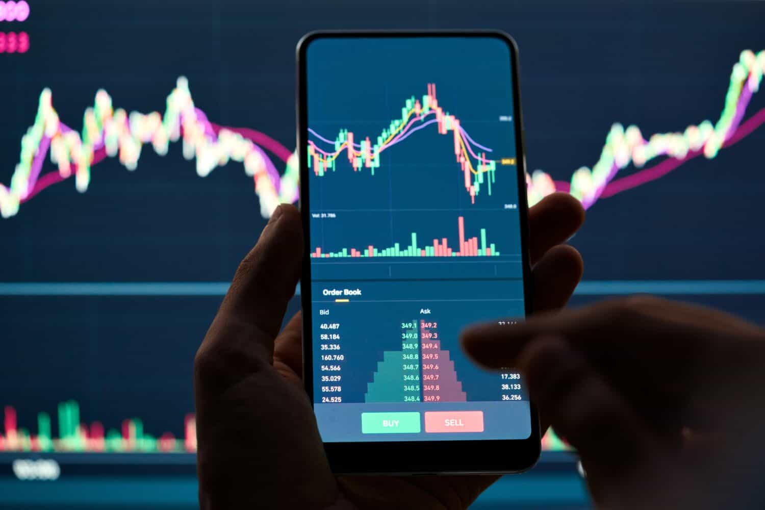 SMCZ под угрозой: earnings SMCI вызывают неограниченный риск убытков