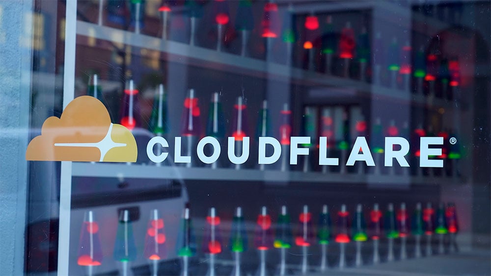 Акции Cloudflare упали на 5,2% после сокращения 1100 сотрудников