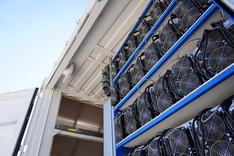 KBW сохраняет рейтинг «Outperform» для CleanSpark: анализ Q2 и перспективы
