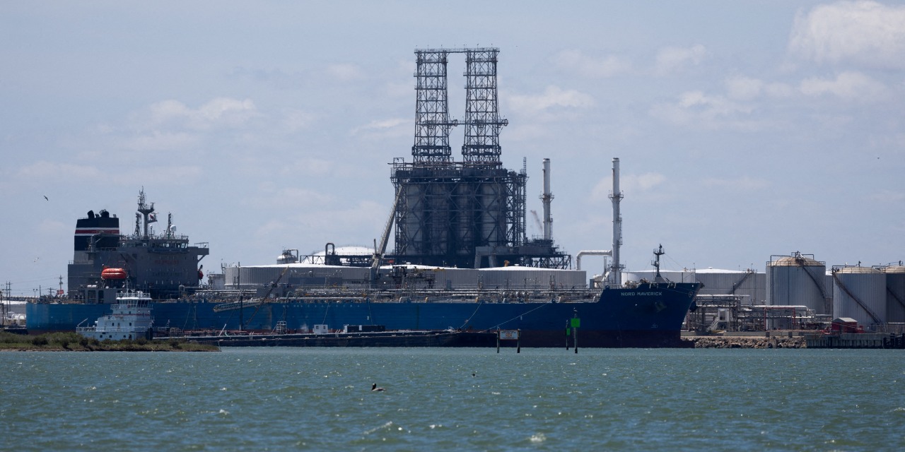 Снижение спроса на нефть: причины, последствия и прогнозы
