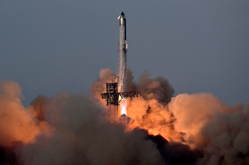 Подготовка к IPO SpaceX: Убытки, Контроль Маска и Будущее с ИИ