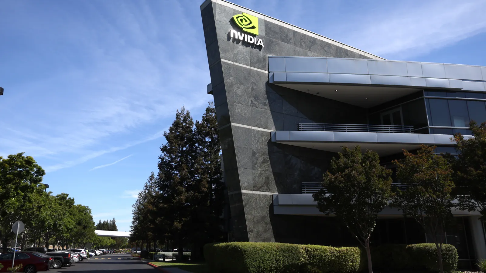 Выручка NVIDIA увеличилась на 85%: причины и перспективы