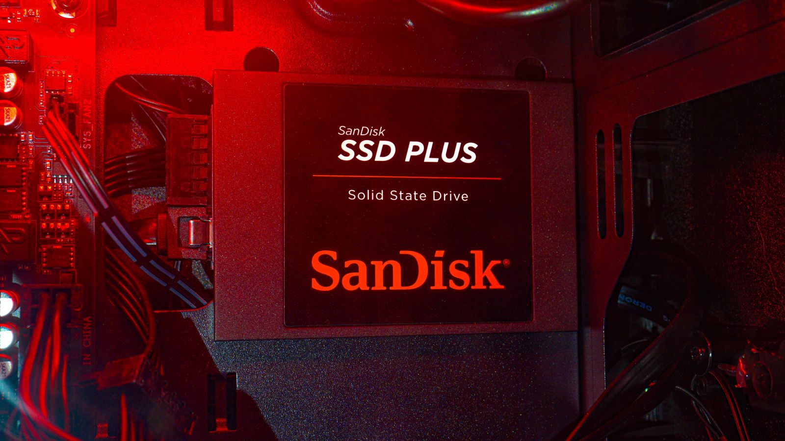 535% рост акций Sandisk и покупка Теппера