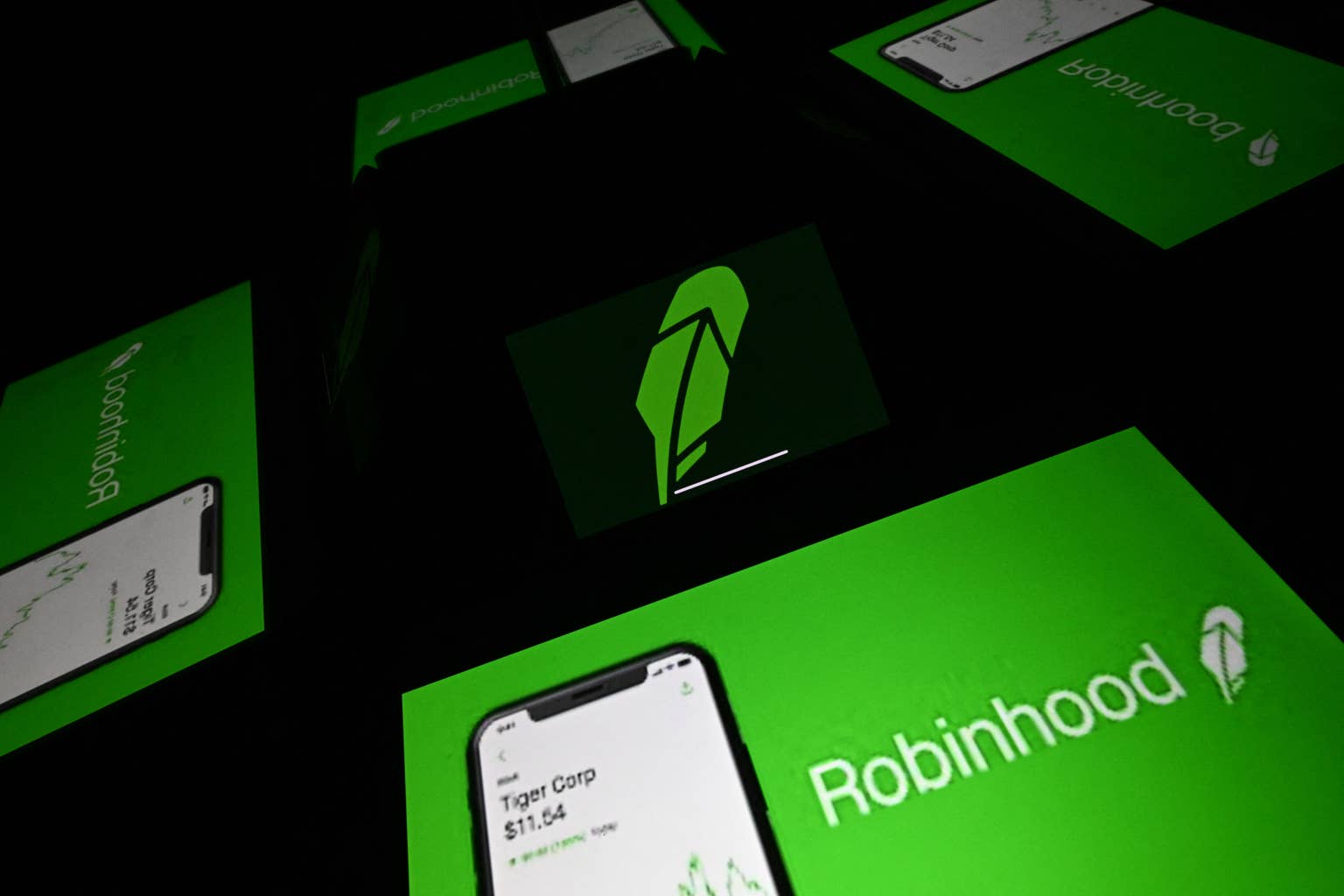 CFO Robinhood продал акции на $420,500