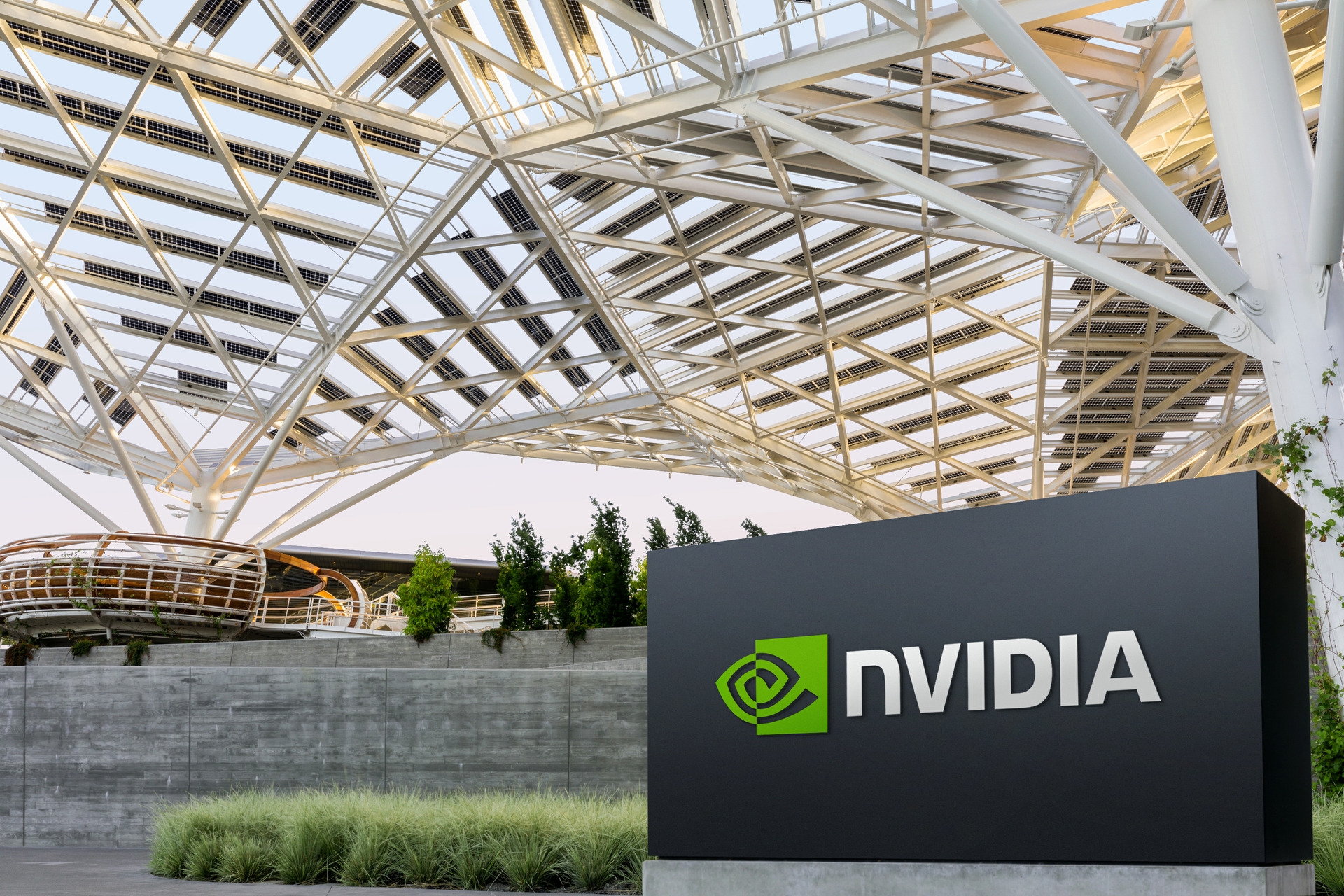 25% роста: BofA рекомендует игнорировать шум вокруг NVIDIA