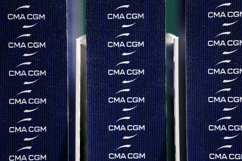 CMA CGM приостановила бронирование грузов в Кубу