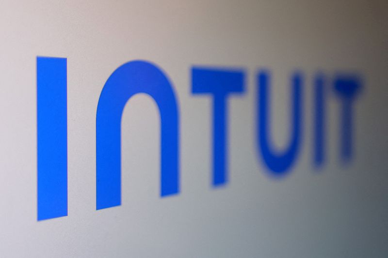 Intuit сокращает штат и не оправдывает ожидания инвесторов